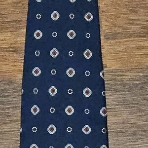 BROOKS BROTHERS MAKERS mens hand Made 100% silk tie SIZE 58x3.5 COLOR BLUE